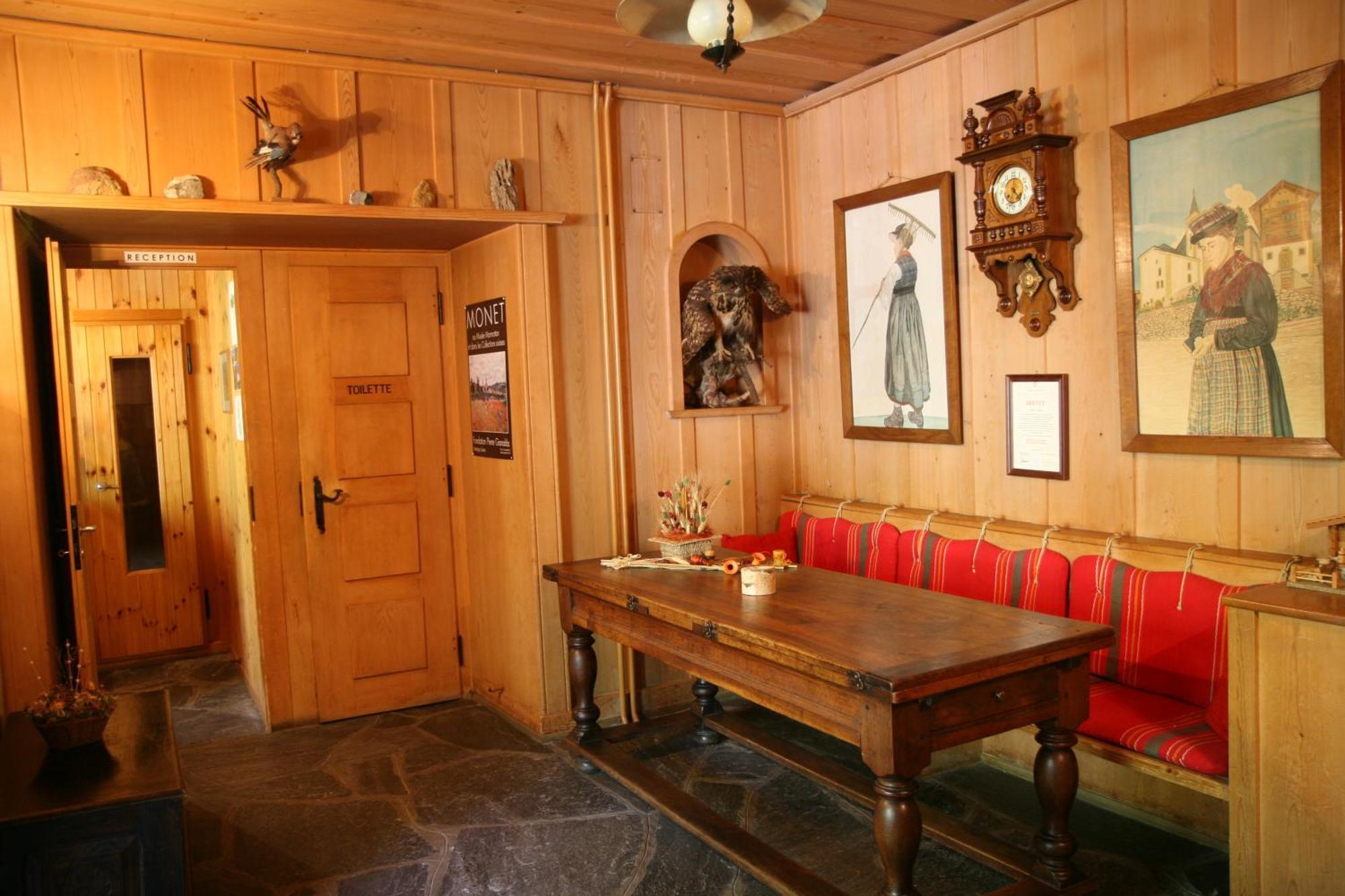 Hotel Hermitage Еволен Екстер'єр фото